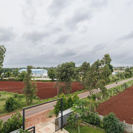 Celestial Sapphire Villa Pvt Pool Veg Food 4Bhk Dod Ballāpur Exterior foto