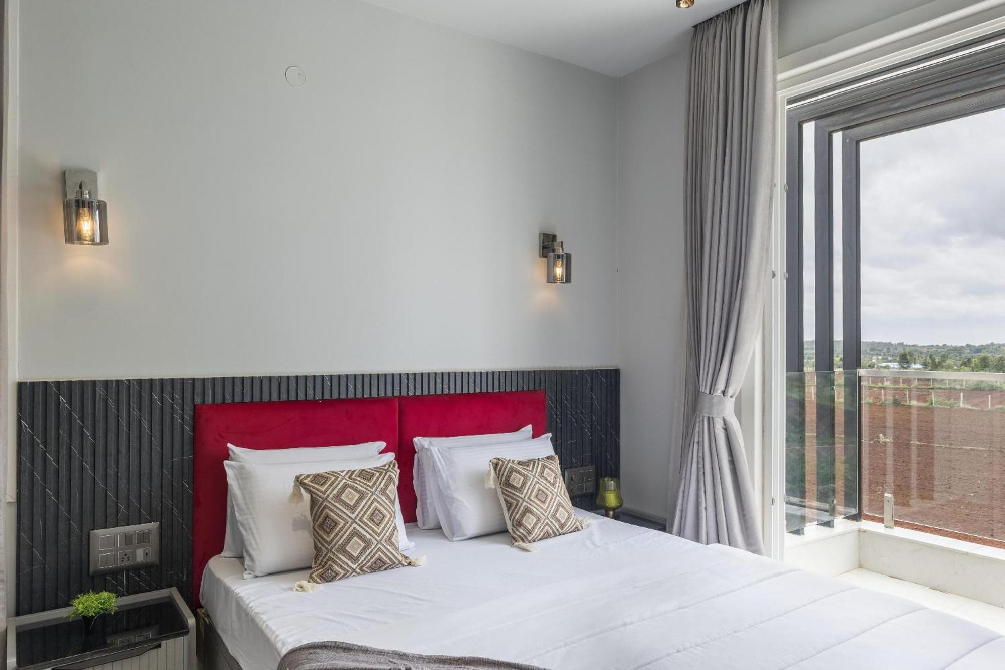 Celestial Sapphire Villa Pvt Pool Veg Food 4Bhk Dod Ballāpur Exterior foto