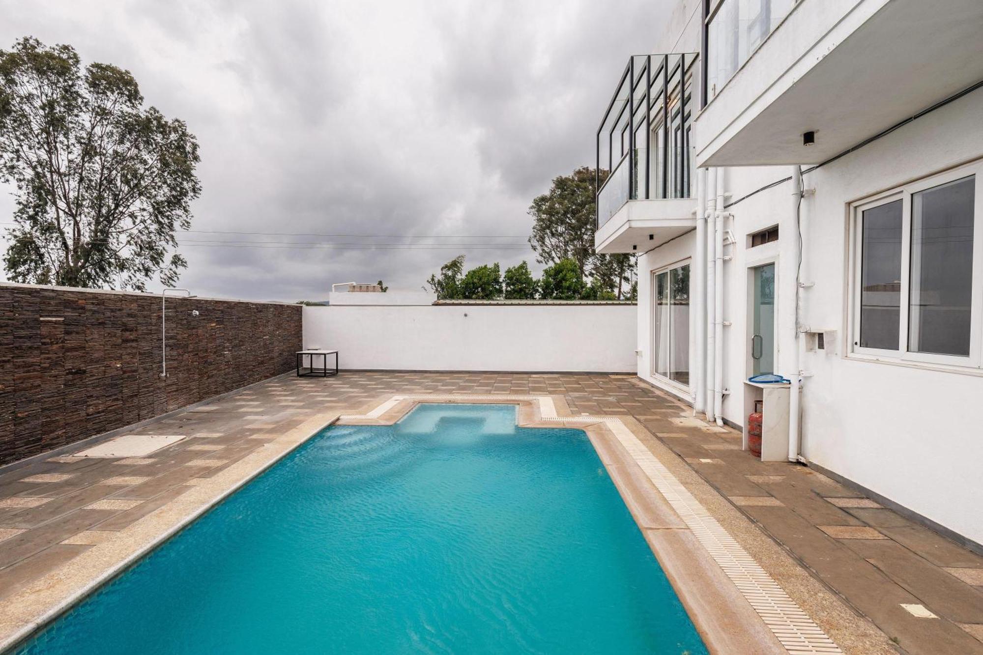 Celestial Sapphire Villa Pvt Pool Veg Food 4Bhk Dod Ballāpur Exterior foto