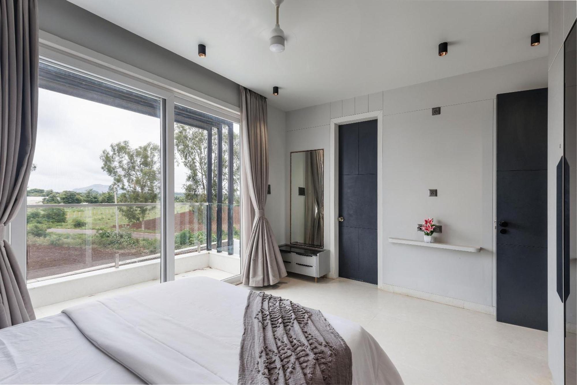 Celestial Sapphire Villa Pvt Pool Veg Food 4Bhk Dod Ballāpur Exterior foto