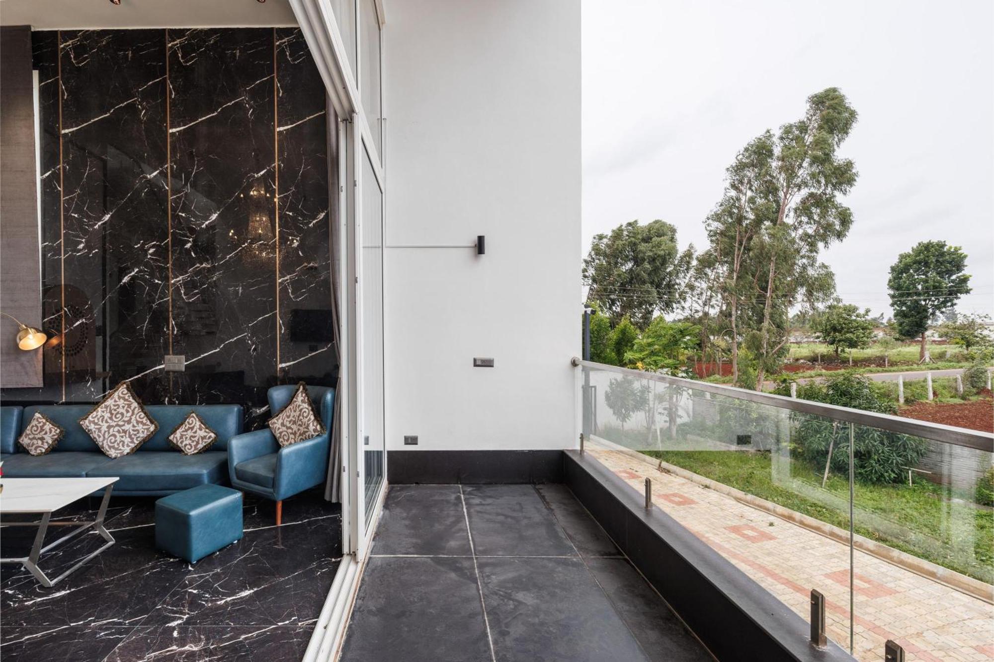 Celestial Sapphire Villa Pvt Pool Veg Food 4Bhk Dod Ballāpur Exterior foto